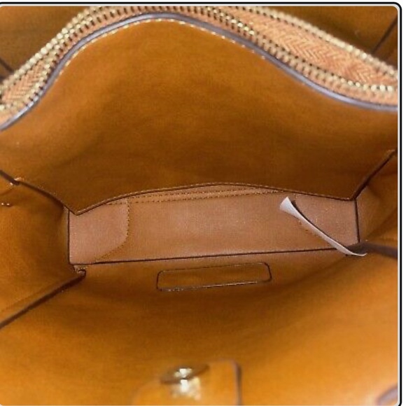 Steve Madden Bjapan floral crossbody bag - Picture 4 of 10